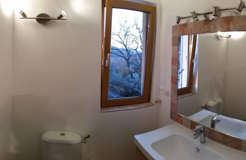 Seguret Villa | House with garden, terraces, views, comfortable in all seasons