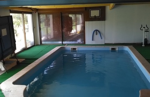 Les Adjots House | house with heated indoor pool