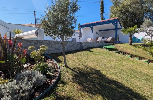 Mouguerre House | House with heated pool, ideal for families