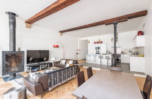 Chartrons House | House with swimming pool, jacuzzi and sauna in the center of Bordeaux