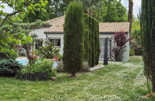 Breuillet Villa | HOUSE WOODEN VILLA MODERN DESIGN BRIGHT UPSCALE 6 KMS SEA
