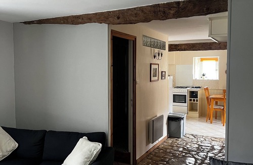Vicq-sur-Gartempe Cottage | Howittgites, La Métairie d’auge, Ecurie, country cottage, private pool