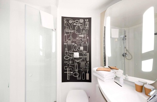 ZAC Coeur de Bastide Hotel | ibis Bordeaux Centre Bastide