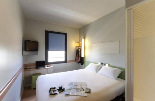 Bastide Hotel | ibis budget Bordeaux Centre Bastide