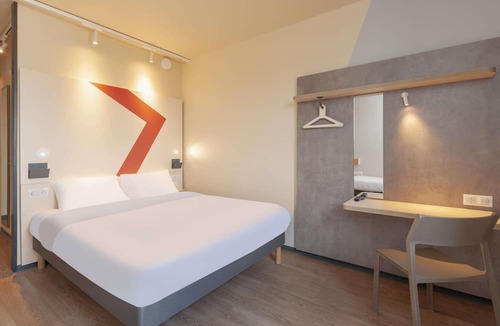 Mont-de-Marsan Hotel | Ibis Budget Mont De Marsan