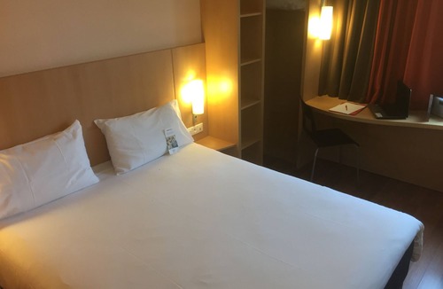 Perigueux Hotel | ibis Périgueux Centre