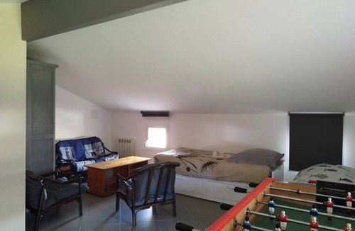Sainte-Eulalie Apartment | Ideal apartment near Bordeaux and amenities (shopping center, restaurants, cinema)