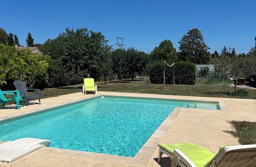 Graveson House | Ideal for large families: VILLA 180 m² in residential area with swimming pool