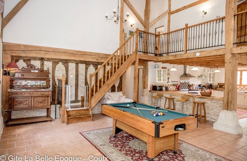 Coulx House | Ideal for large families & groups, private, countryside & lots of activities