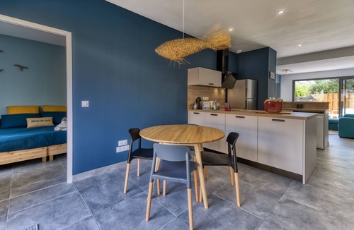 Hourtin-Plage House | Idyllic" new house Ocean and forest 3mn walk away