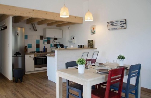 Domino House | Ile D Oleron: House with character completely renovated