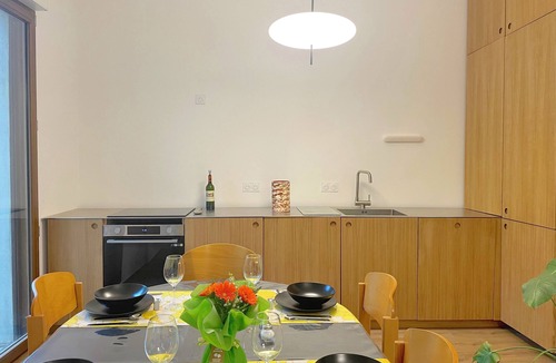 Bruges Apartment | Immediate proximity to the Bordeaux hyper center