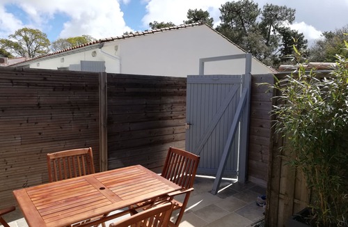 Rivedoux-Plage Cottage | In the heart of the pine forest, cottage for 4 people, very well equipped