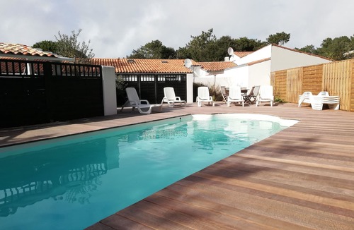 Rivedoux-Plage Cottage | In the heart of the pine forest, cottage for 2/4 people, very well equipped
