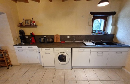 Chaunac Cottage | In the heart of the countryside 2 gites with heated swimming pool