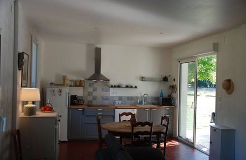 Lencouacq House | In the shade of the great oaks or in front of a roaring fire