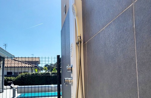 Saubion House | Ind. house Air-conditioned with heated pool, 3-star rating 🌟