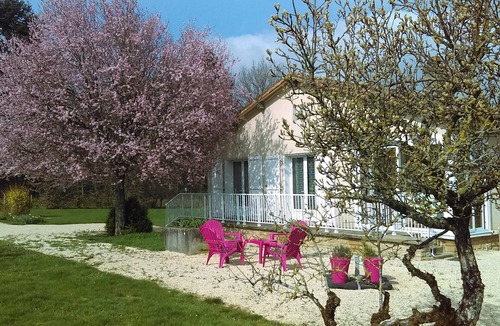 Vaux House | Independent, warm and bright cottage with modern facilities