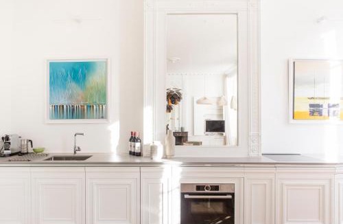 Bordeaux Golden Triangle Apartment | Intendance beautiful apartment