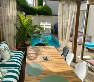 Cenon House | Jasmin House
