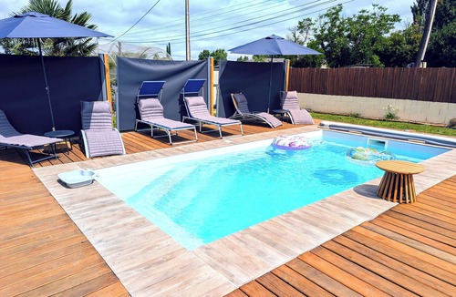 Hure House | L'échappée Huroise, private pool and spa