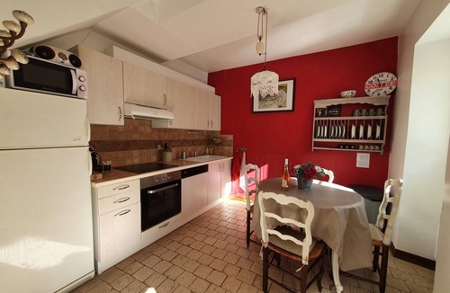 Sablet House | L'angélus, charming gîte in the heart of the old village of Sablet