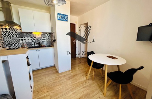 Rochefort Apartment | L'AUTHENTIQUE 3 Downtown, opposite the spa