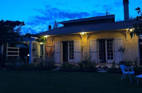 Gradignan Bed & Breakfast | L'eau Bourde