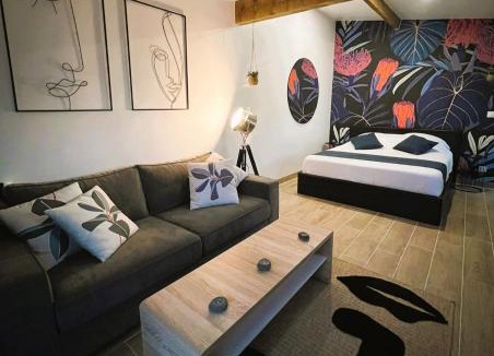 Saint-Jean-d'Illac Bed & Breakfast | L'Echappée