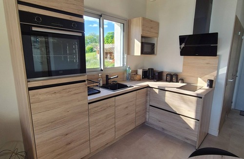 Mortagne-sur-Gironde House | L'Etel - House with outdoor spa and electric bikes