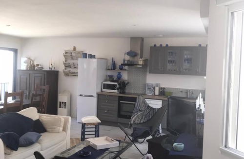 Saint-Palais-sur-Mer Apartment | L'îlot Grec in the heart of St Palais