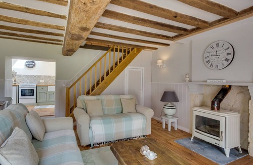 Cromac Cottage | La Amelia Beautiful cottage (2) with 10 x 5 swimming pool