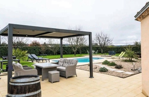 Cours-de-Pile House | La Bastide : Piscine Chauffée, Clim et Pétanque, Animaux Acceptés !