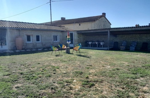 Coussay House | La Bergerie - Coussay