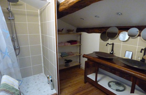 Coutras Bed & Breakfast | La Black Pearl, table d'hôte/fishing label accommodation/breakfast included