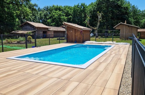 Mano House | La Chêneraie - MANO - Gîte