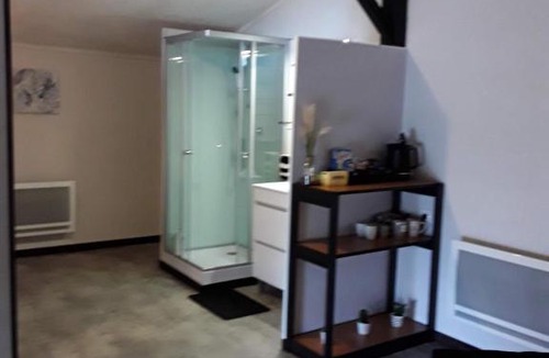 Doulezon House | La chambre d'à côté