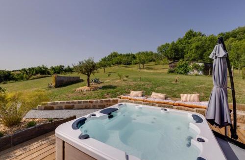 Brive-la-Gaillarde House | La Chambrote - Maison cosy avec spa privatif