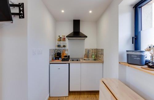 Brive-la-Gaillarde House | La Chambrote - Maison cosy avec spa privatif