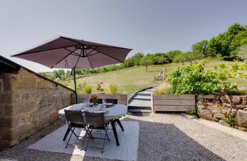 Brive-la-Gaillarde House | La Chambrote - Maison cosy avec spa privatif