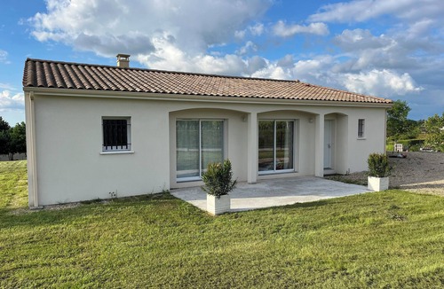 Brie-sous-Barbezieux House | La Chouette: new house, ideal for family vacations! Soothing view