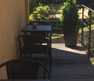 Proissans Bed & Breakfast | La Colline d'Orance Chambres d'hôtes