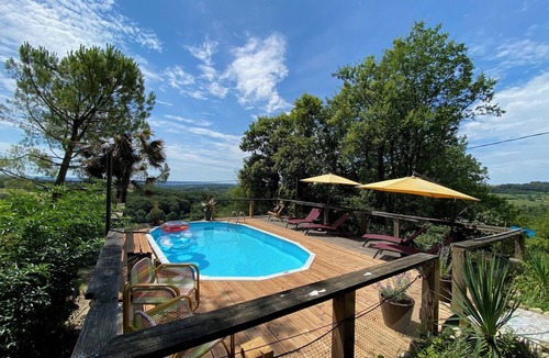 Beaugas House | La Colline des Lauriers