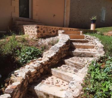 Lacropte Bed & Breakfast | La Forêt des Trois Hiboux - Le Clos Napoleon Bed&Breakfast