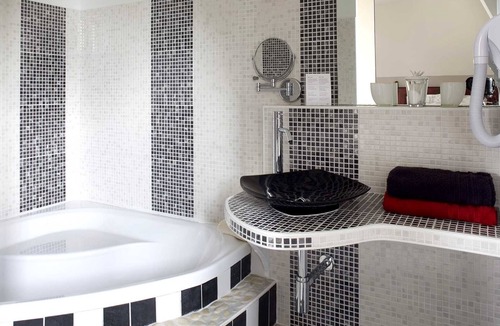 Chatellerault Hotel | La Gourmandine