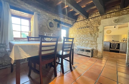 Beaumont-du-Perigord House | La Grange Dordogne - Traditional Barn, PRIVATE HEATED POOL in a Peaceful Hamlet