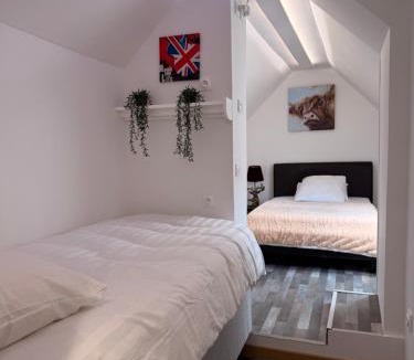 Queyssac House | La grange en pierre - chic & piscine privée