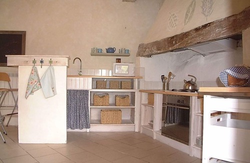 Saint-Pe-Saint-Simon Cottage | La Grange de la Platte, Enjoy Tranquility in Our Beautifully Converted Cottage
