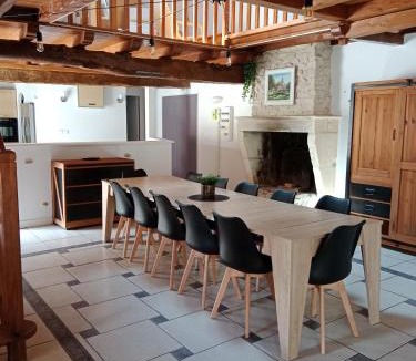 Puyravault House | La grange pyratelle
