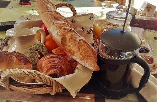 Champagne-le-Sec House | La Greletterie